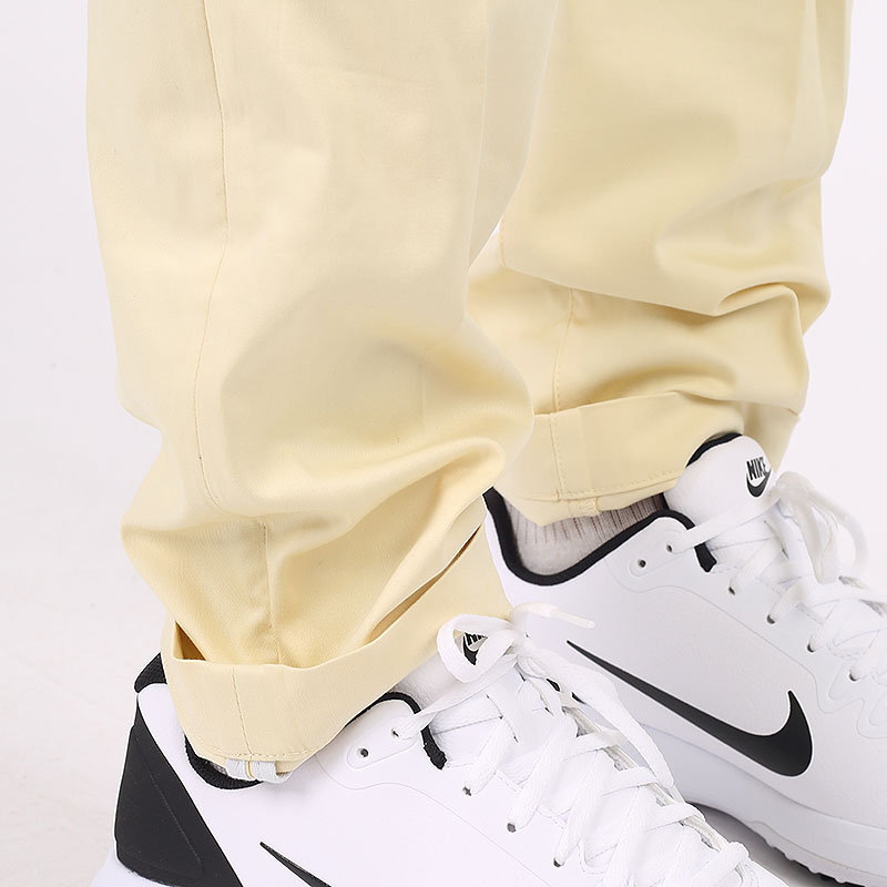 мужские желтые брюки Nike Golf Chino Pant DA4130-723 - цена, описание, фото 4